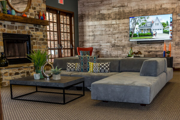 Community Club House at Canyon Club at Perry Crossing apartments in Plainfield IN